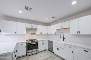 6239 N 31st Dr, Phoenix, AZ 85017 - Photo 16