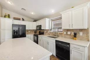 101 W Red Mesa Trail, San Tan Valley, AZ 85143 - Photo 6