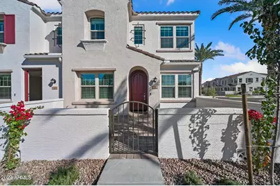 4077 S Sabrina Drive #Unit 1, Chandler, AZ 85248 - Photo 1