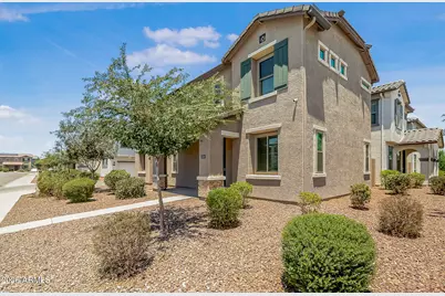 5818 W Encinas Lane, Phoenix, AZ 85043 - Photo 2