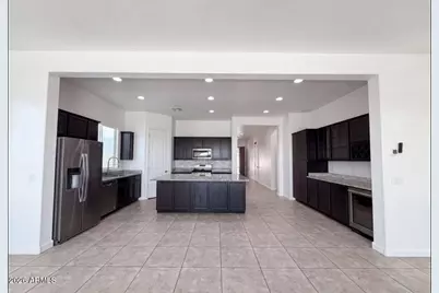 2528 Comiskey Drive Neck, Florence, AZ 85132 - Photo 8