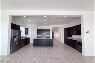 2528 Comiskey Dr Neck, Florence, AZ 85132 - Photo 8