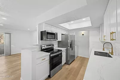 4608 W Maryland Avenue #201, Glendale, AZ 85301 - Photo 14