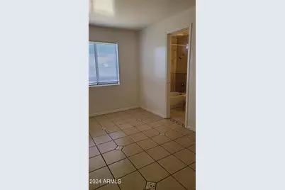 6111 W Cambridge Avenue, Phoenix, AZ 85035 - Photo 6