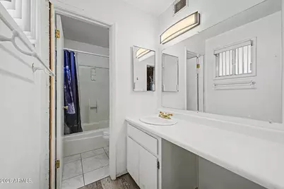 3522 W Mercer Lane, Phoenix, AZ 85029 - Photo 14