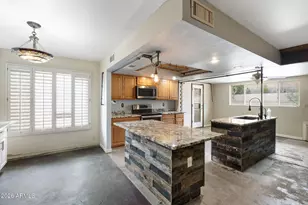 2631 E Vista Dr, Phoenix, AZ 85032 - Photo 18