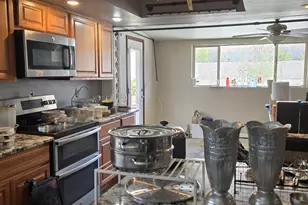 2631 E Vista Dr, Phoenix, AZ 85032 - Photo 6