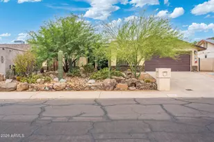 2631 E Vista Dr, Phoenix, AZ 85032 - Photo 2