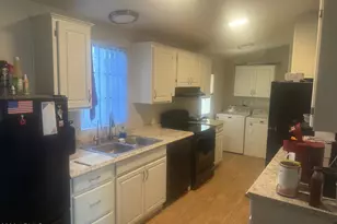 41 N Mulberry St, Florence, AZ 85132 - Photo 2