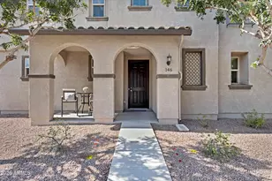 146 E Bluejay Dr, Chandler, AZ 85286 - Photo 4
