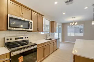 16754 W Spur Dr, Surprise, AZ 85387 - Photo 14