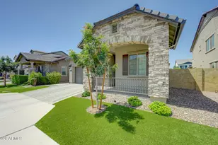 2082 E Oriole Dr, Gilbert, AZ 85297 - Photo 2