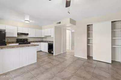2221 W Farmdale Avenue #25, Mesa, AZ 85202 - Photo 2