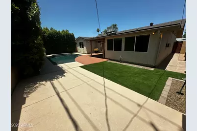 8737 E Jackrabbit Road, Scottsdale, AZ 85250 - Photo 10