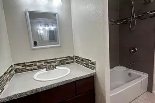 8737 E Jackrabbit Rd, Scottsdale, AZ 85250 - Photo 22