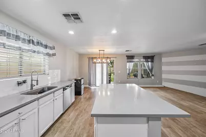 3806 S Emery Circle, Mesa, AZ 85212 - Photo 6