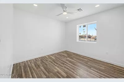 3010 W Country Gables Drive, Phoenix, AZ 85053 - Photo 30