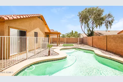 15753 W Gelding Drive, Surprise, AZ 85379 - Photo 2