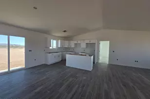 10177 W Anthony St, Casa Grande, AZ 85194 - Photo 14