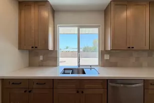 16005 N Nicklaus Ln, Sun City, AZ 85351 - Photo 10
