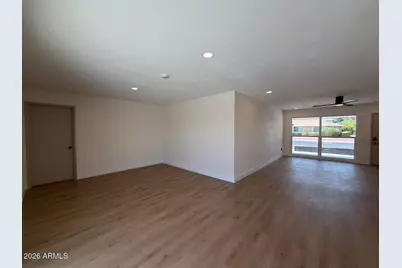 16005 N Nicklaus Lane, Sun City, AZ 85351 - Photo 18
