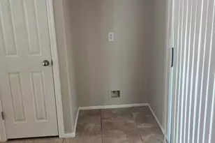 41240 W Capistrano Dr, Maricopa, AZ 85138 - Photo 6