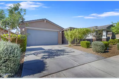 15990 W Gray Fox Trail, Surprise, AZ 85387 - Photo 10