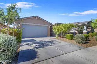 15990 W Gray Fox Trl, Surprise, AZ 85387 - Photo 10