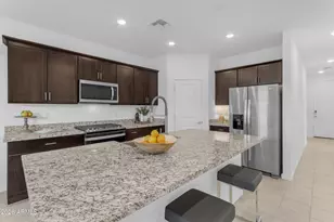 15990 W Gray Fox Trl, Surprise, AZ 85387 - Photo 6