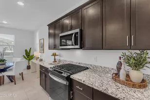 15990 W Gray Fox Trl, Surprise, AZ 85387 - Photo 12