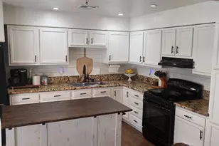 4126 W Cavalier Dr, Phoenix, AZ 85019 - Photo 2
