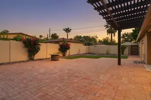 1322 W Palm Ln, Phoenix, AZ 85007 - Photo 20