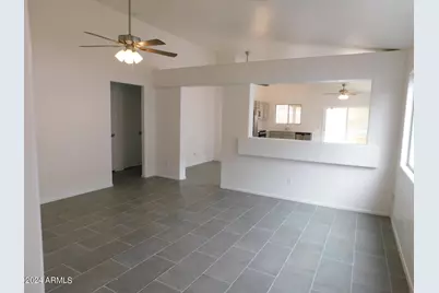 2874 W Muriel Drive, Phoenix, AZ 85053 - Photo 2