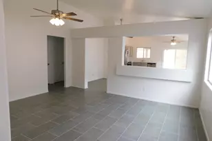 2874 W Muriel Dr, Phoenix, AZ 85053 - Photo 2