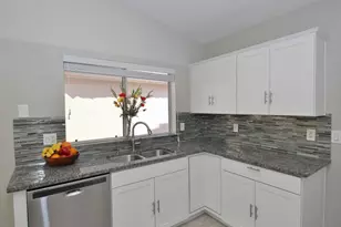633 E Ironwood Dr, Chandler, AZ 85225 - Photo 8