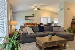 633 E Ironwood Dr, Chandler, AZ 85225 - Photo 14
