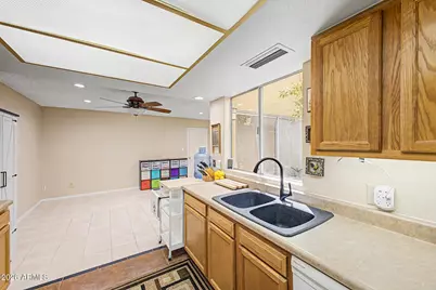 11222 S Talavi Lane, Phoenix, AZ 85044 - Photo 18