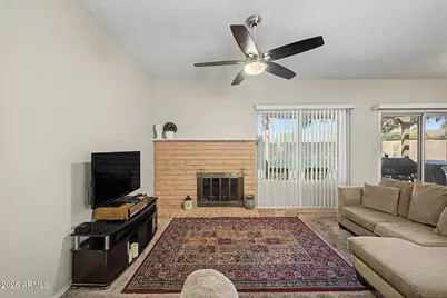11222 S Talavi Lane, Phoenix, AZ 85044 - Photo 8