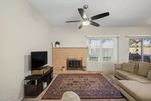 11222 S Talavi Ln, Phoenix, AZ 85044 - Photo 8