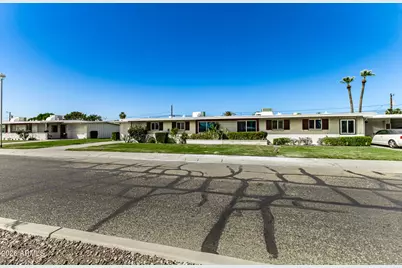 10752 W Peoria Avenue, Sun City, AZ 85351 - Photo 24