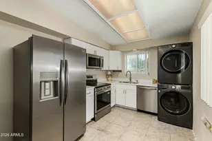 10752 W Peoria Ave, Sun City, AZ 85351 - Photo 4