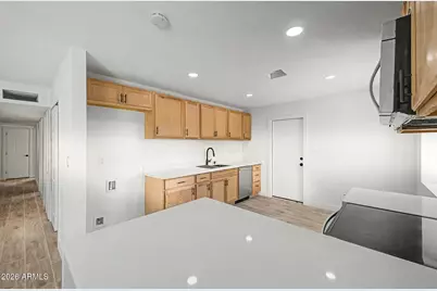 4031 W Claremont Street, Phoenix, AZ 85019 - Photo 8