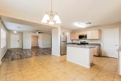 1877 N Greenway Lane, Casa Grande, AZ 85122 - Photo 6