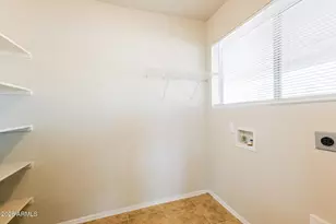 1877 N Greenway Ln, Casa Grande, AZ 85122 - Photo 20