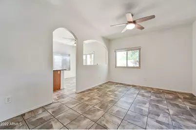 21838 N 41st Street, Phoenix, AZ 85050 - Photo 2