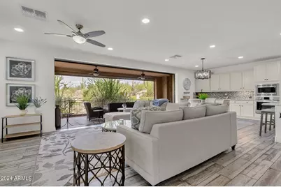 10260 E White Feather Lane #1025, Scottsdale, AZ 85262 - Photo 4