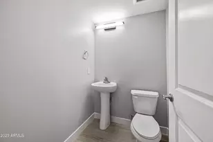 1023 W 5th St, Tempe, AZ 85281 - Photo 14