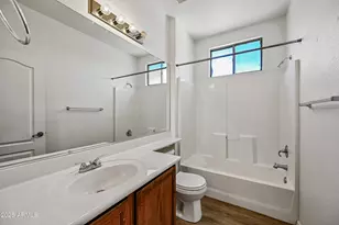 1808 E Dunbar Dr, Phoenix, AZ 85042 - Photo 20