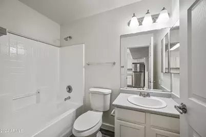 5010 N 22nd Avenue #Apt 109, Phoenix, AZ 85015 - Photo 8