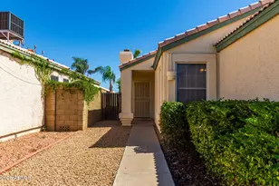 4623 E Libby St, Phoenix, AZ 85032 - Photo 2